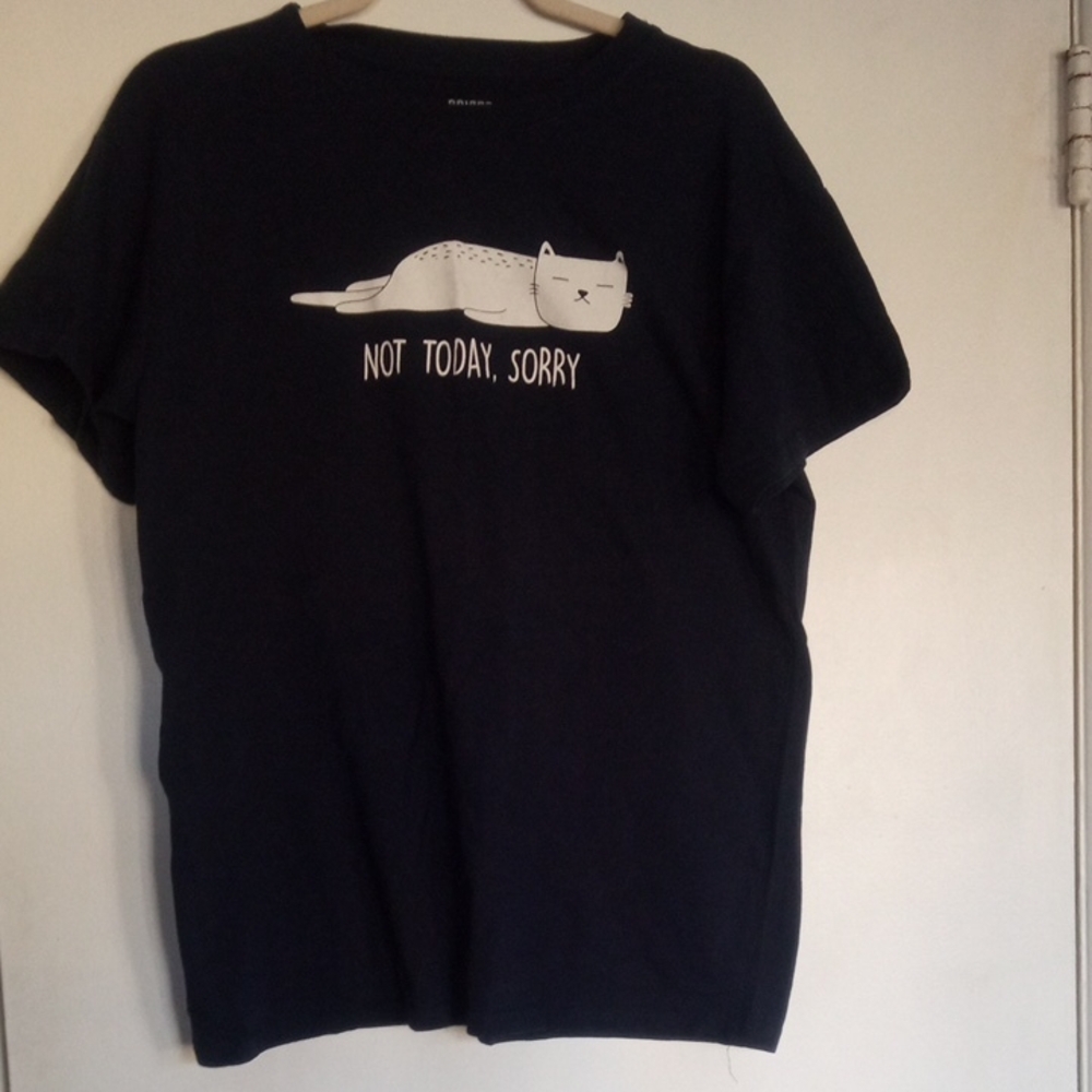 Women's Black Cat Graphic T-Shirt Size Large Like New